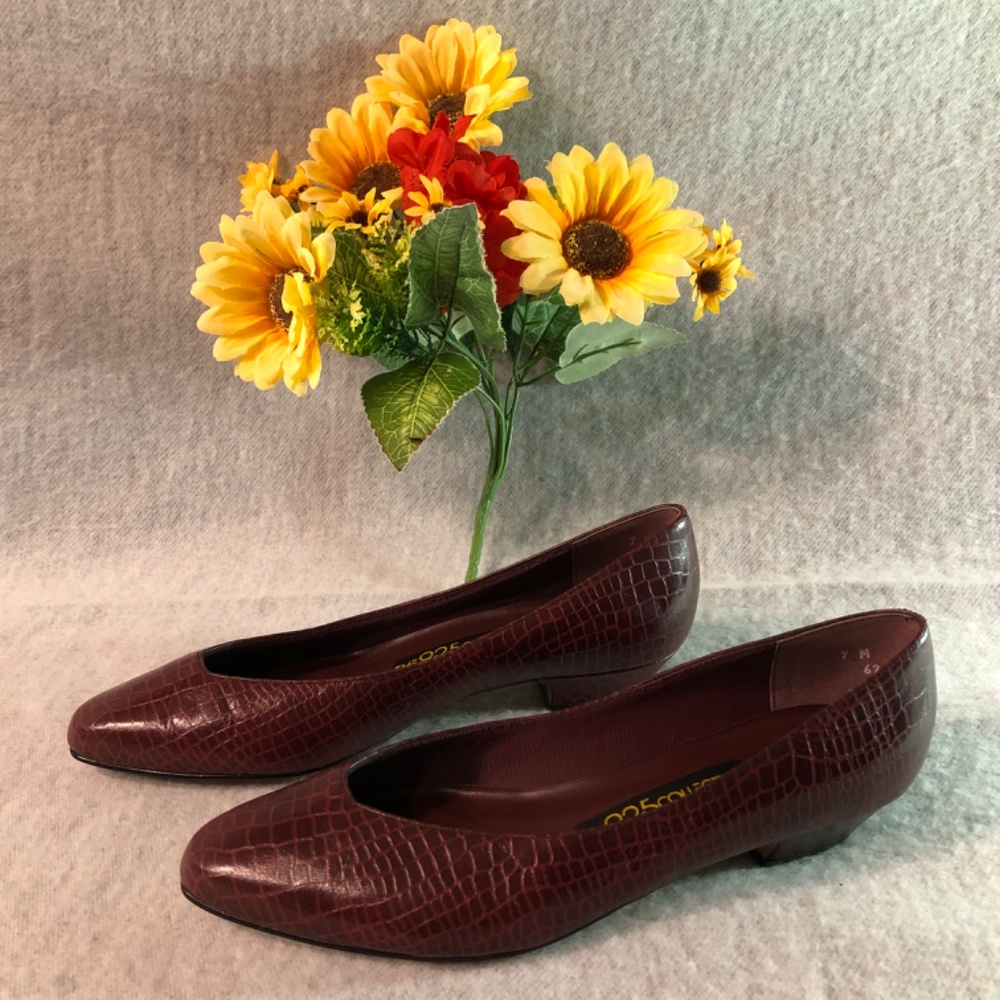 Burgundy ‘Crocodile’ Low-Heel Pumps - Picture 5 of 16